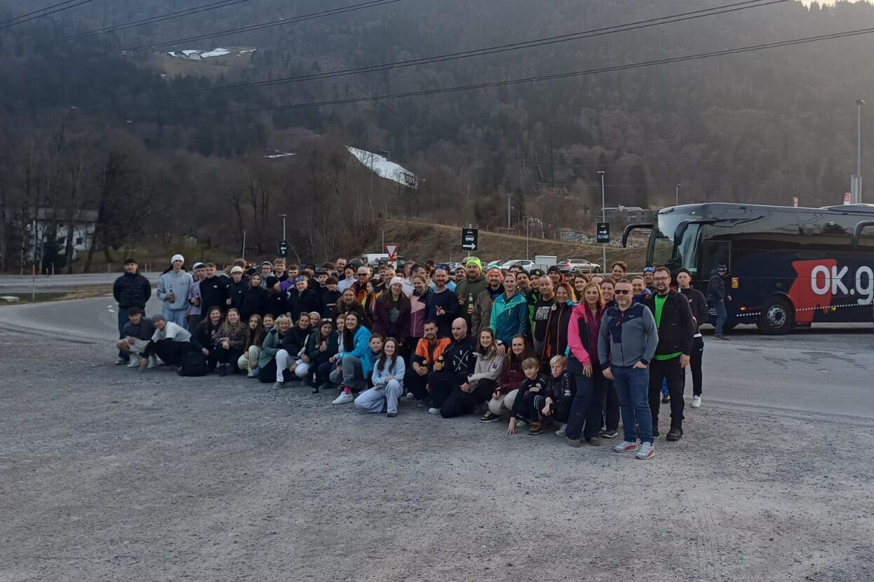 Gruppenfoto Skiausfahrt 2026
